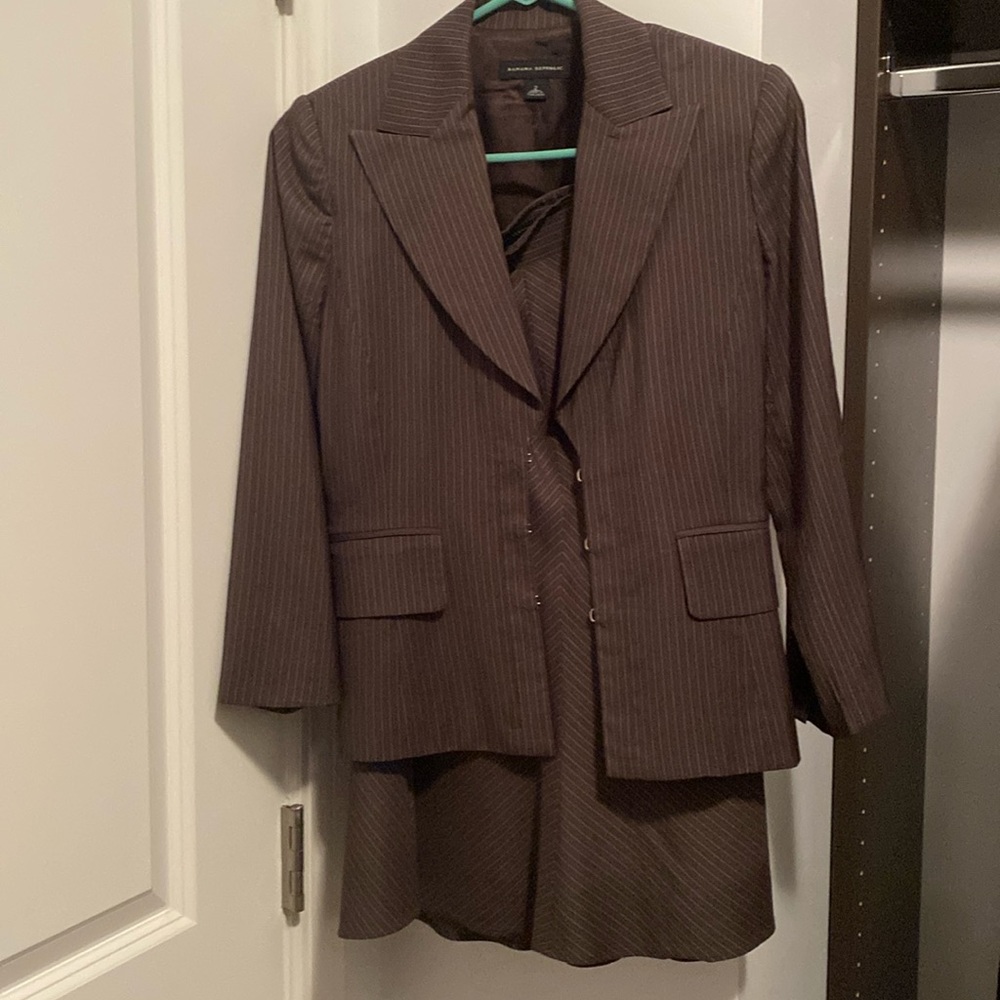 Banana Republic business suit with cami.